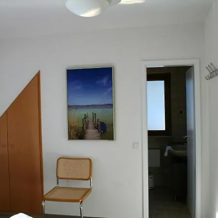 Café Perlmuschel * Iznang