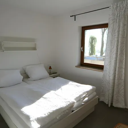 Gaestehaus Perlmuschel Apartman Iznang